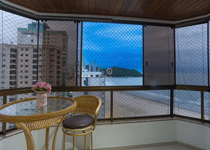 Apto Pe Na Areia Com Linda Vista Da Roda Gigante