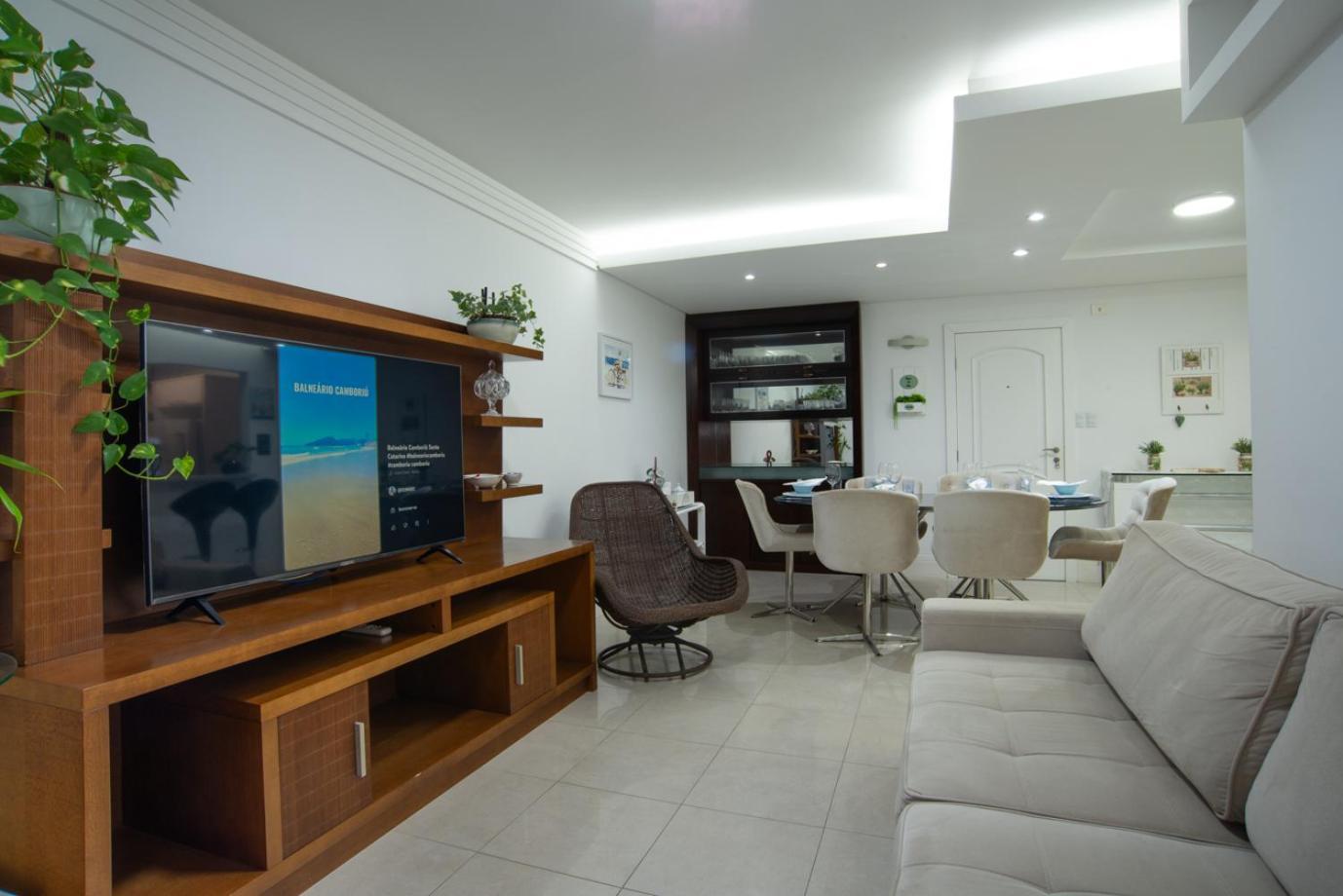 Apartamento Apto Pe Na Areia Com Linda Vista Da Roda Gigante Balneário Camboriú