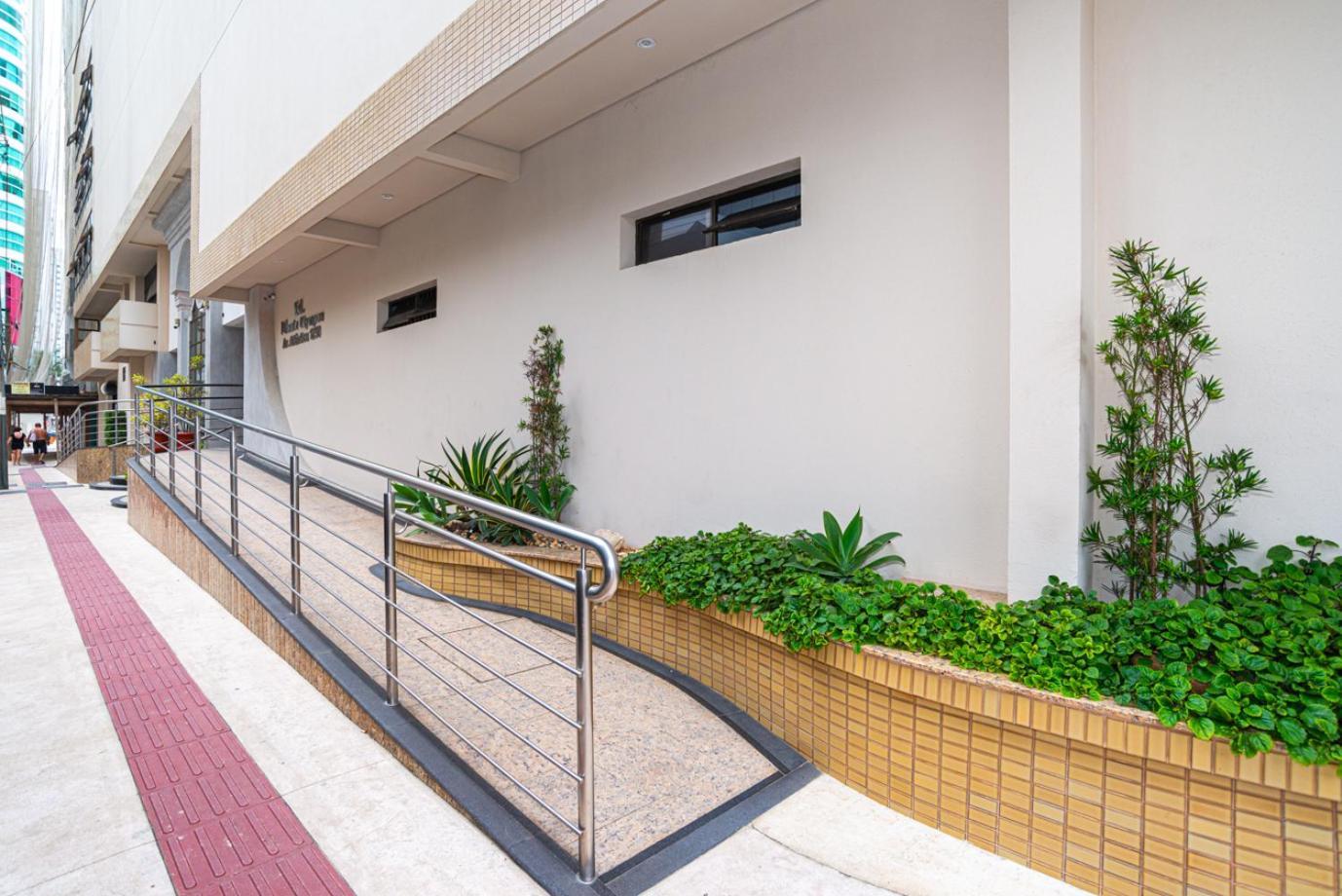 Apto Pe Na Areia Com Linda Vista Da Roda Gigante Apartamento *
